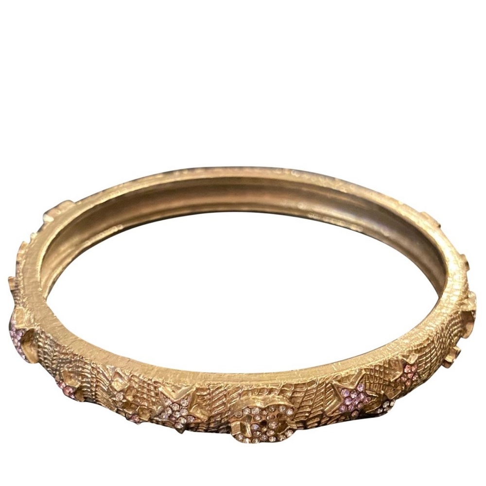 Chanel Bangle Bracelet Stars CCs with Crystals - Ltd. Ed. - Very Rare! - Picture 5 of 11